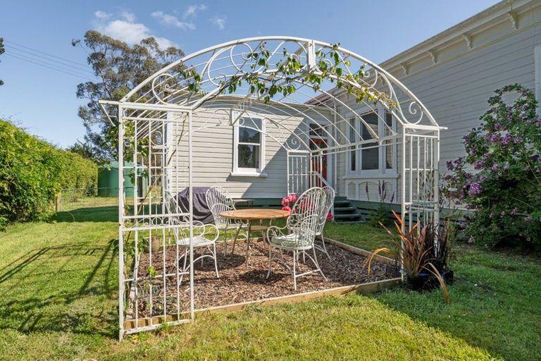 Photo of property in 13 Ahiaruhe Road, Ponatahi, Carterton, 5792