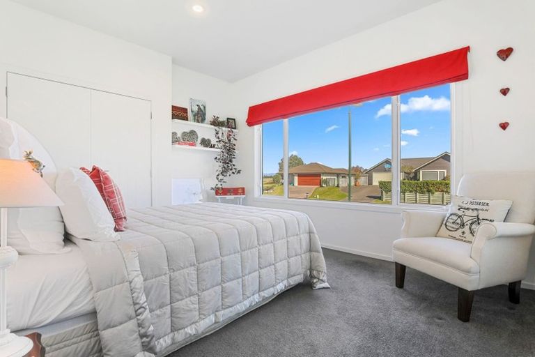 Photo of property in 2 The Pheasant Tail, Nukuhau, Taupo, 3330