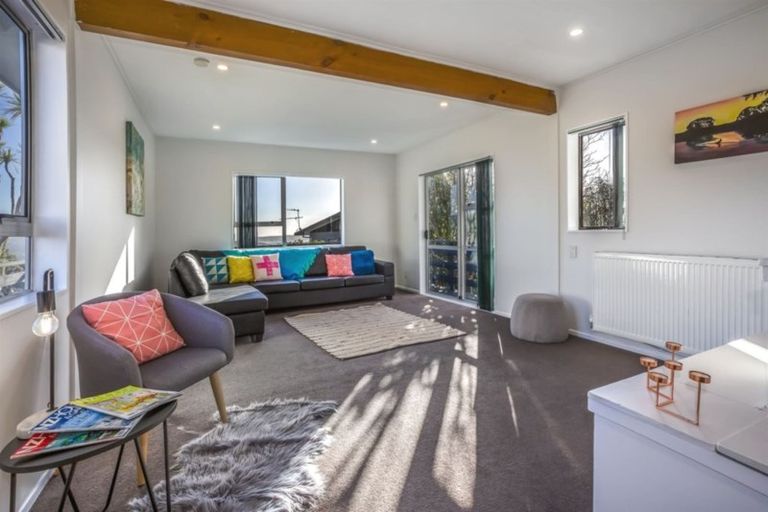 Photo of property in 92 Conclusion Street, Ascot Park, Porirua, 5024