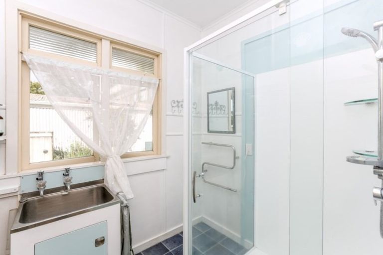 Photo of property in 503 Devon Street West, Blagdon, New Plymouth, 4310