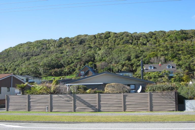Photo of property in 139 Main South Road, Karoro, Greymouth, 7805