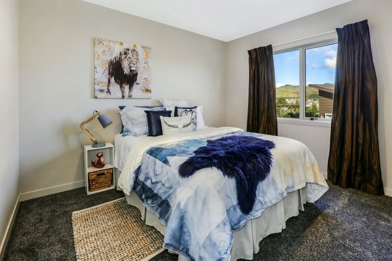 Photo of property in 95 Te Puia Drive, Aotea, Porirua, 5024