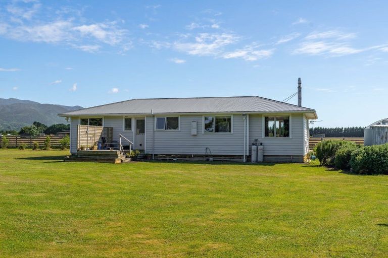 Photo of property in 45b Murphys Line, South Featherston, Featherston, 5771