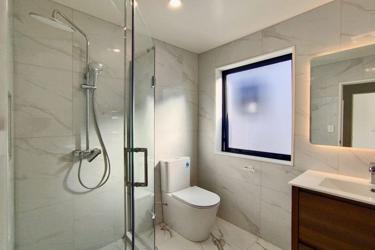 Photo of property in 11b Portadown Avenue, Pakuranga Heights, Auckland, 2010