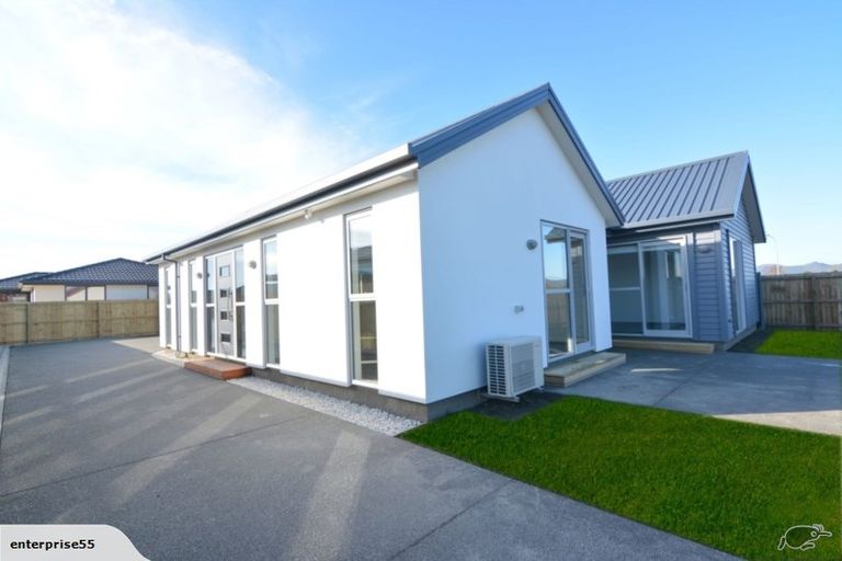 Photo of property in 18 Kingsbridge West, Burwood, Christchurch, 8083