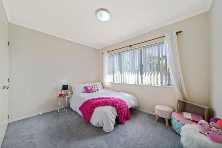 Photo of property in 8 Edingale Court, Flat Bush, Auckland, 2019