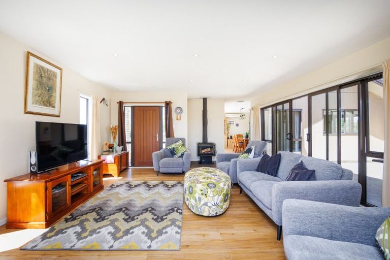 Photo of property in 1078 Roberts Line, Bunnythorpe, Palmerston North, 4478