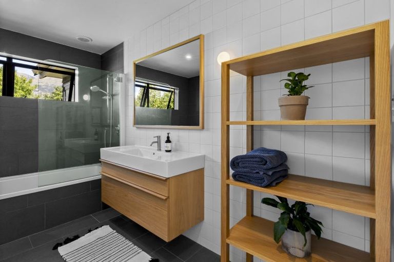 Photo of property in 12 Ellen Johnson Terrace, Lake Hayes, Queenstown, 9371