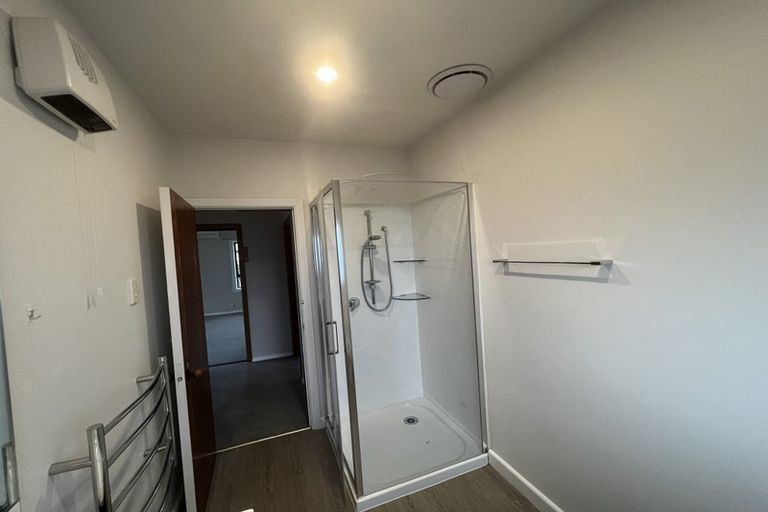 Photo of property in 32 Avonhead Road, Avonhead, Christchurch, 8042