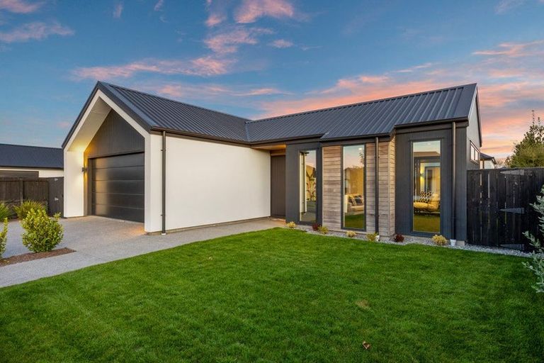 Photo of property in 4 Mckerrow Street, Marshland, Christchurch, 8083