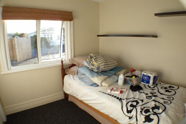 Photo of property in 17 Bradshaw Street, South Dunedin, Dunedin, 9012