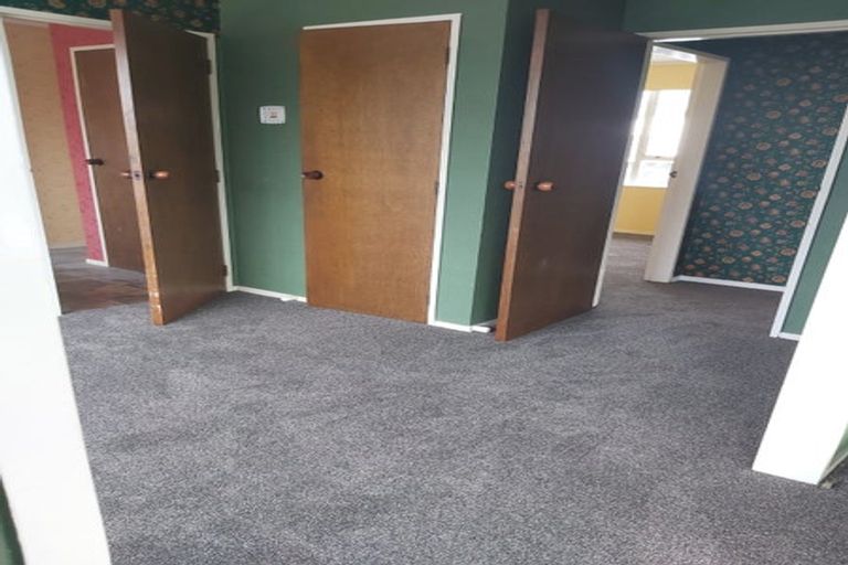 Photo of property in 96a Waiwhetu Road, Waterloo, Lower Hutt, 5011