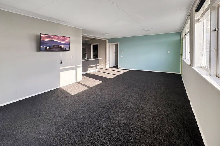 Photo of property in 16 Forth Street, Levin, 5510