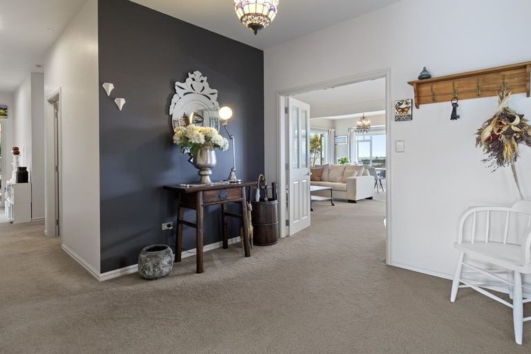 Photo of property in 15 Lynley Park Drive, Omokoroa, 3114