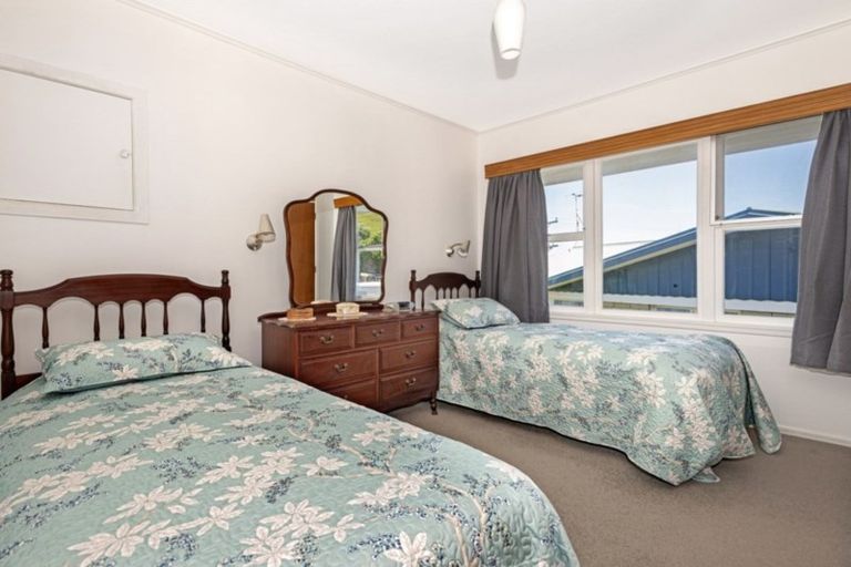 Photo of property in 97 Moana Road, Okitu, Gisborne, 4010