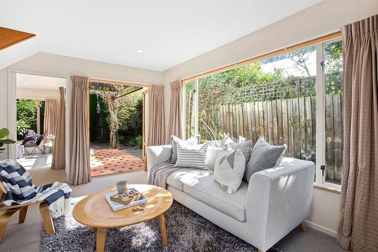 Photo of property in 1b Bradshaw Terrace, Riccarton, Christchurch, 8011