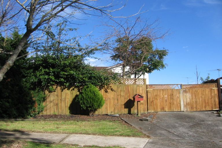 Photo of property in 9 Ransom Smyth Drive, Goodwood Heights, Auckland, 2105