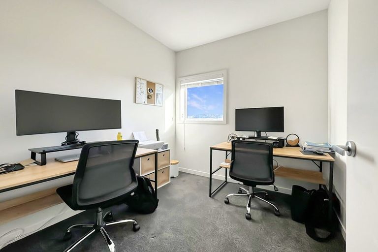 Photo of property in 29/30 Adventure Drive, Whitby, Porirua, 5024