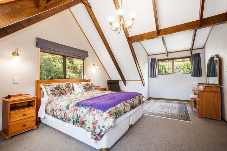 Photo of property in 34 Albatross Close, Whitby, Porirua, 5024