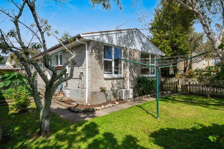 Photo of property in 6-8 Young Grove, Stokes Valley, Lower Hutt, 5019