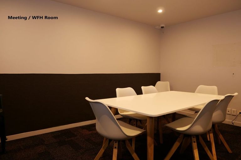 Photo of property in Montreaux Apartments, 9g/164 The Terrace, Wellington Central, Wellington, 6011