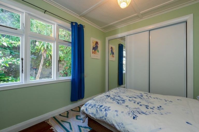 Photo of property in 16 Asquith Terrace, Brooklyn, Wellington, 6021