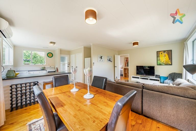 Photo of property in 19b Mulberry Street, Maungaraki, Lower Hutt, 5010