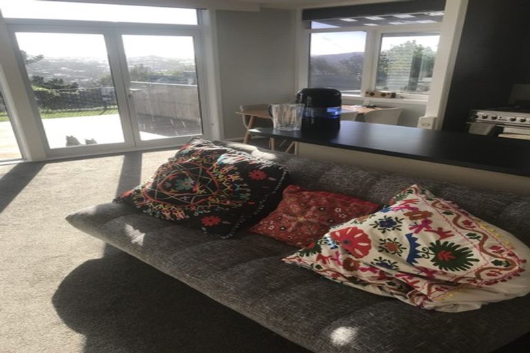 Photo of property in 9 Chapman Street, Johnsonville, Wellington, 6037