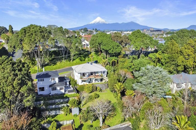 Photo of property in 4 Glen Almond Street, New Plymouth, 4310