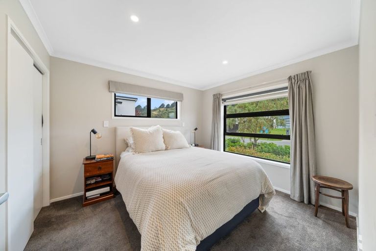 Photo of property in 16 Buddle Road, Wallaceville, Upper Hutt, 5018