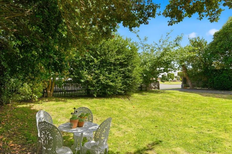 Photo of property in 5 Dennis Taylor Court, Paraparaumu, 5032