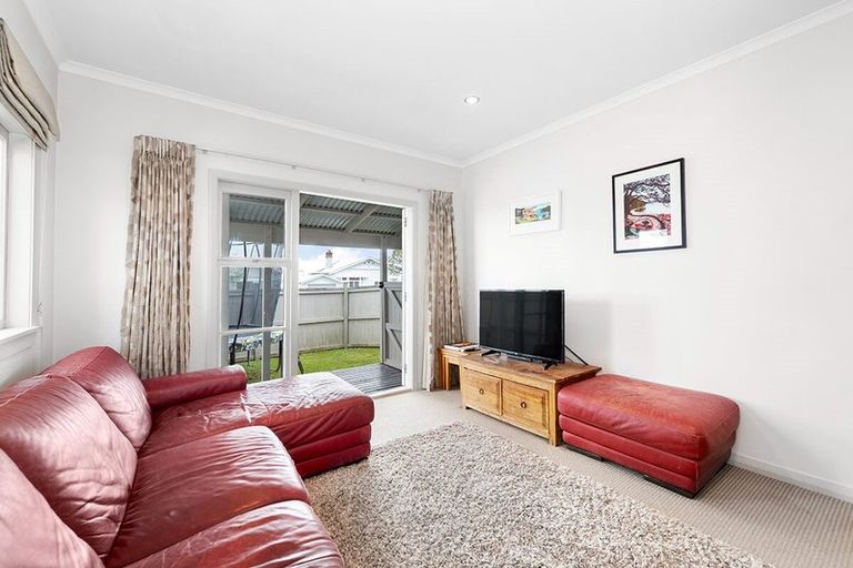 Photo of property in 40a Formby Avenue, Point Chevalier, Auckland, 1022