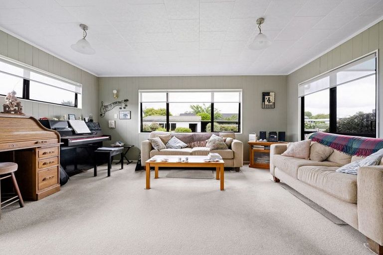 Photo of property in 67 Taylor Street, Cambridge, 3434