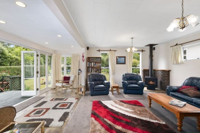 Photo of property in 461 Stokes Valley Road, Stokes Valley, Lower Hutt, 5019