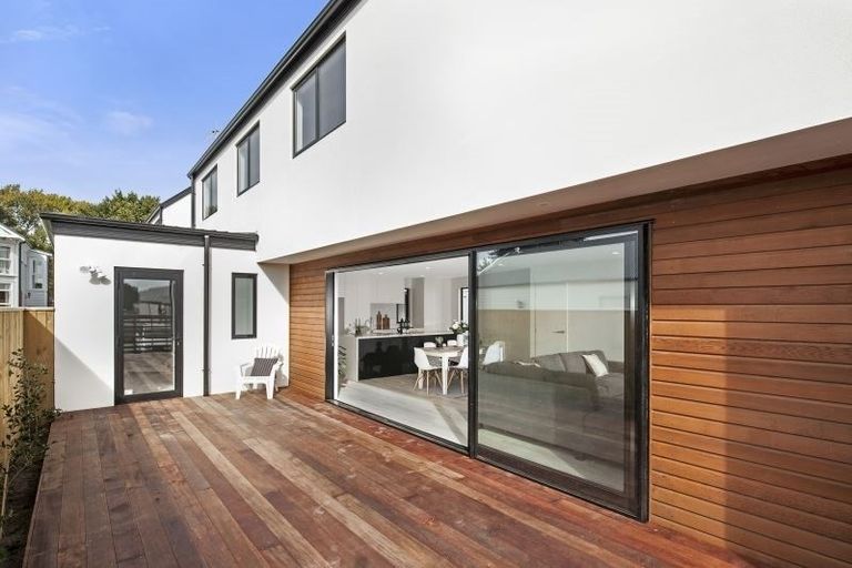 Photo of property in 1/196 Peterborough Street, Christchurch Central, Christchurch, 8013