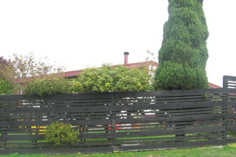 Photo of property in 188 Conclusion Street, Ascot Park, Porirua, 5024