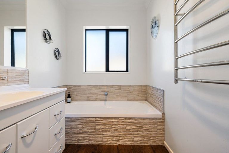 Photo of property in 9 Christy Brown Place, Leamington, Cambridge, 3432