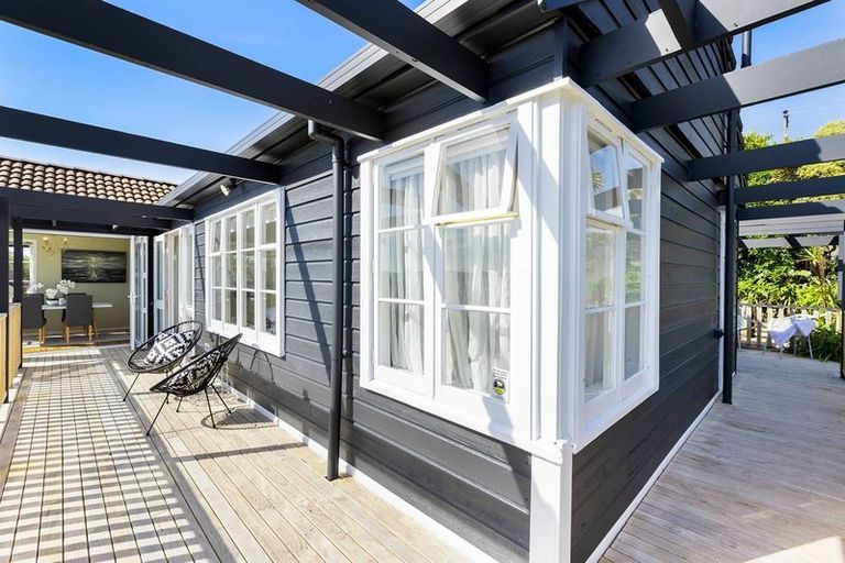 Photo of property in 52 Brightside Road, Stanmore Bay, Whangaparaoa, 0932