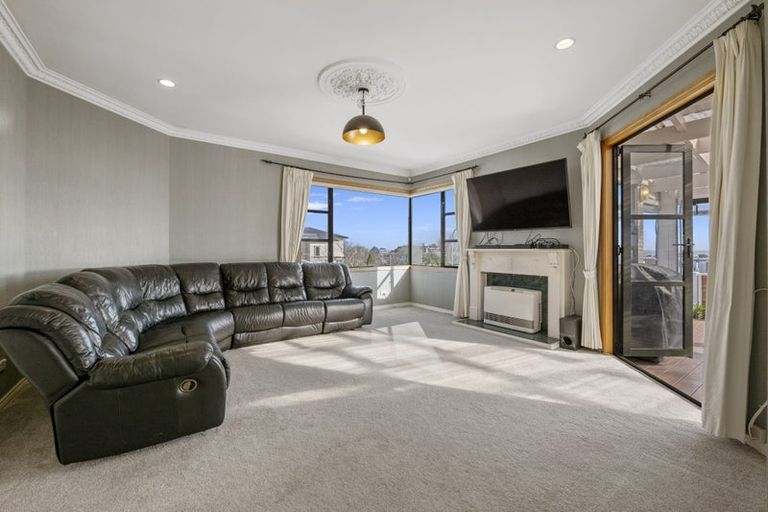 Photo of property in 87 Eliot Street, New Plymouth, 4310