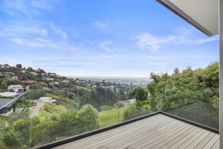 Photo of property in 81 Longhurst Terrace, Cashmere, Christchurch, 8022