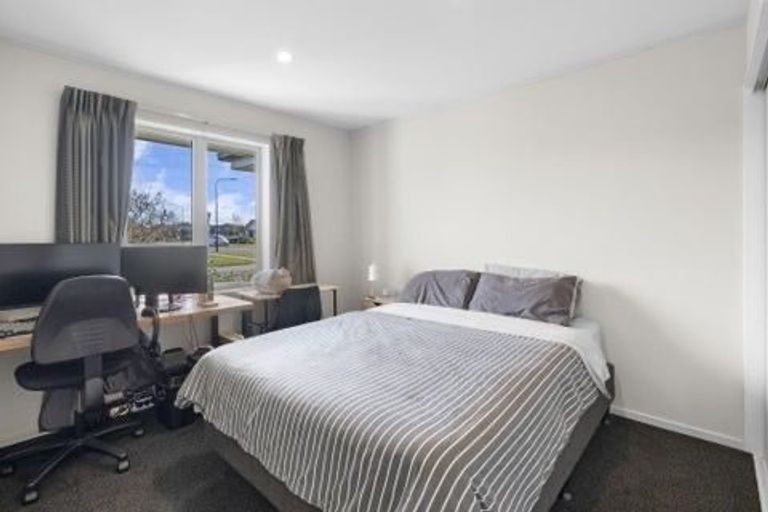 Photo of property in 11 Fernham Way, Rolleston, 7615