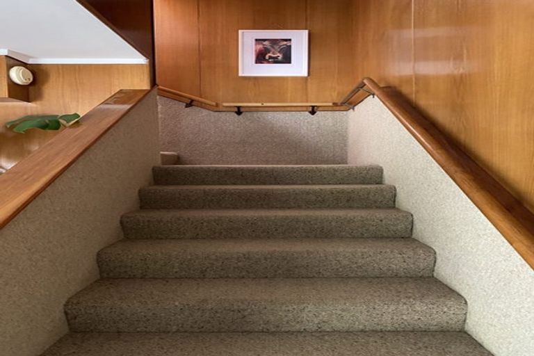 Photo of property in 91 Seaview Road, Piha, New Lynn, 0772