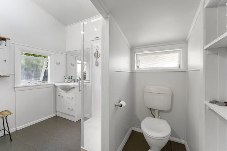 Photo of property in 29 Rangiuru Road, Otaki Beach, Otaki, 5512