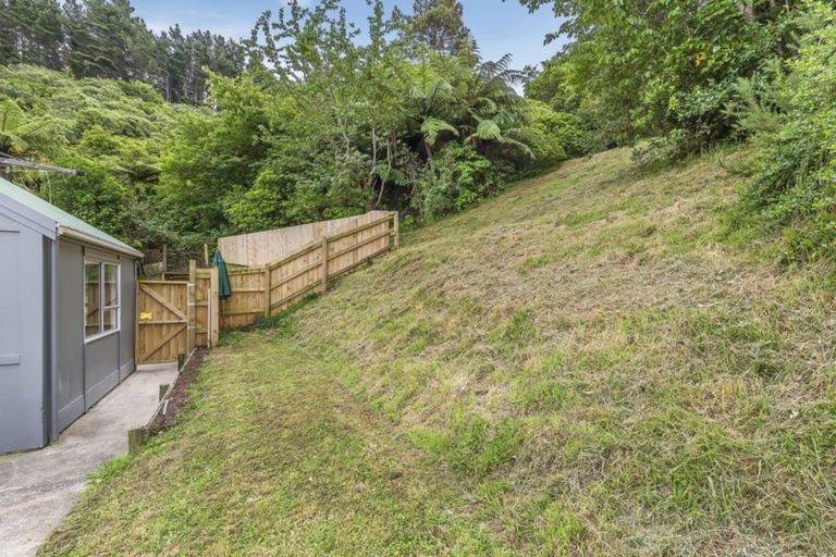 Photo of property in 14 Greer Crescent, Tawa, Wellington, 5028