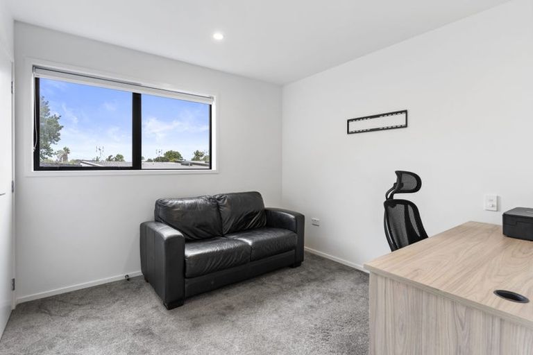 Photo of property in 4/41 Kervil Avenue, Te Atatu Peninsula, Auckland, 0610