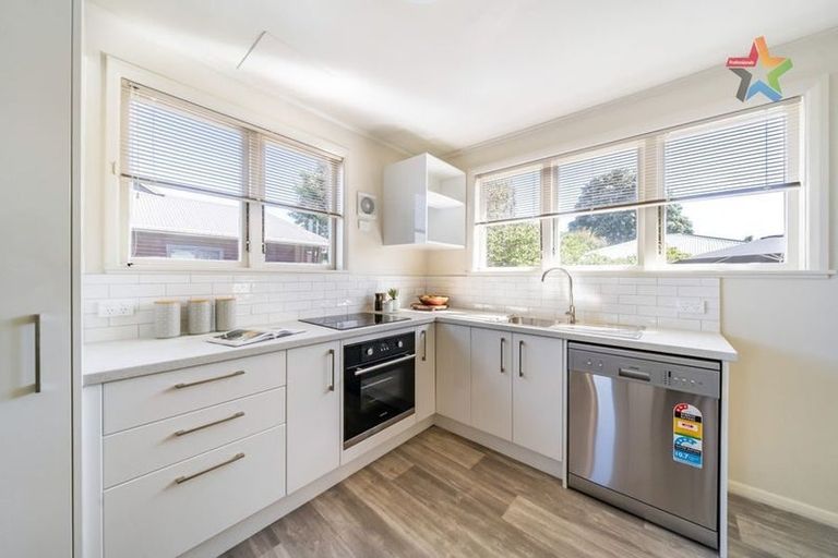 Photo of property in 213 Knights Road, Hutt Central, Lower Hutt, 5011