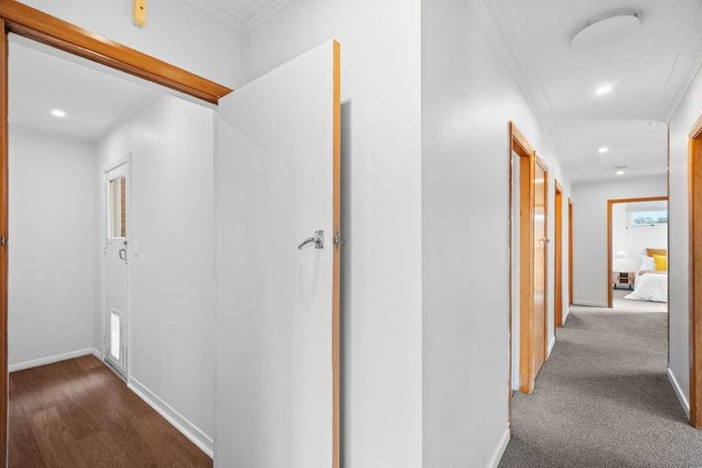 Photo of property in 32 Marshs Road, Templeton, Christchurch, 8042