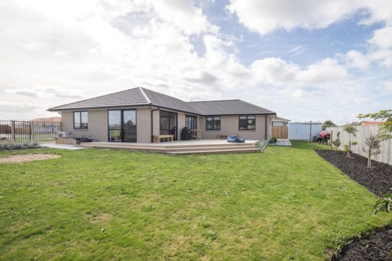 Photo of property in 19 Costello Drive, Ngatea, 3503