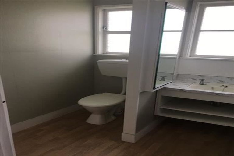 Photo of property in 1/30 Taradale Road, Marewa, Napier, 4110