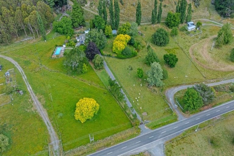 Photo of property in 805 Cheltenham Hunterville Road, Waituna West, Rewa, 4780